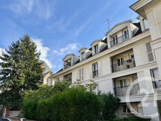 Appartement Studio à vendre - 1 pièce - 20.55 m2 - FONTAINEBLEAU - 77 - ILE-DE-FRANCE - Century 21 Agence Babut