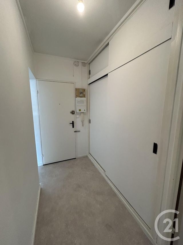 Appartement à vendre - 2 pièces - 49.88 m2 - AVON - 77 - ILE-DE-FRANCE - Century 21 Agence Babut