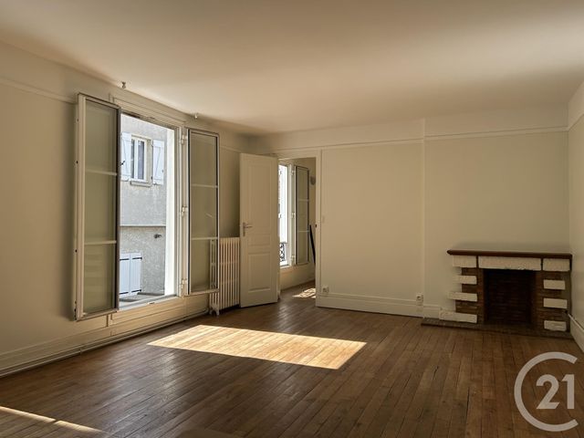 Afficher la photo en grand Appartement à louer - 5 pièces - 105.69 m2 - FONTAINEBLEAU - 77 - ILE-DE-FRANCE - Century 21 Agence Babut