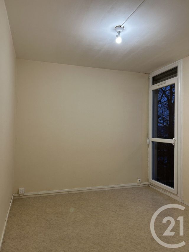 Appartement à louer - 3 pièces - 60.19 m2 - AVON - 77 - ILE-DE-FRANCE - Century 21 Agence Babut