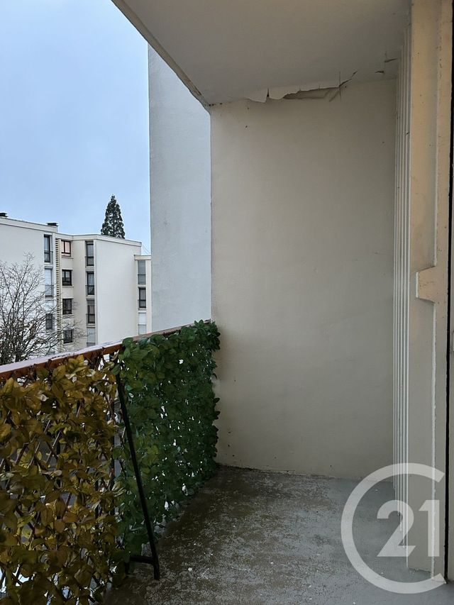 Appartement à louer - 3 pièces - 60.19 m2 - AVON - 77 - ILE-DE-FRANCE - Century 21 Agence Babut
