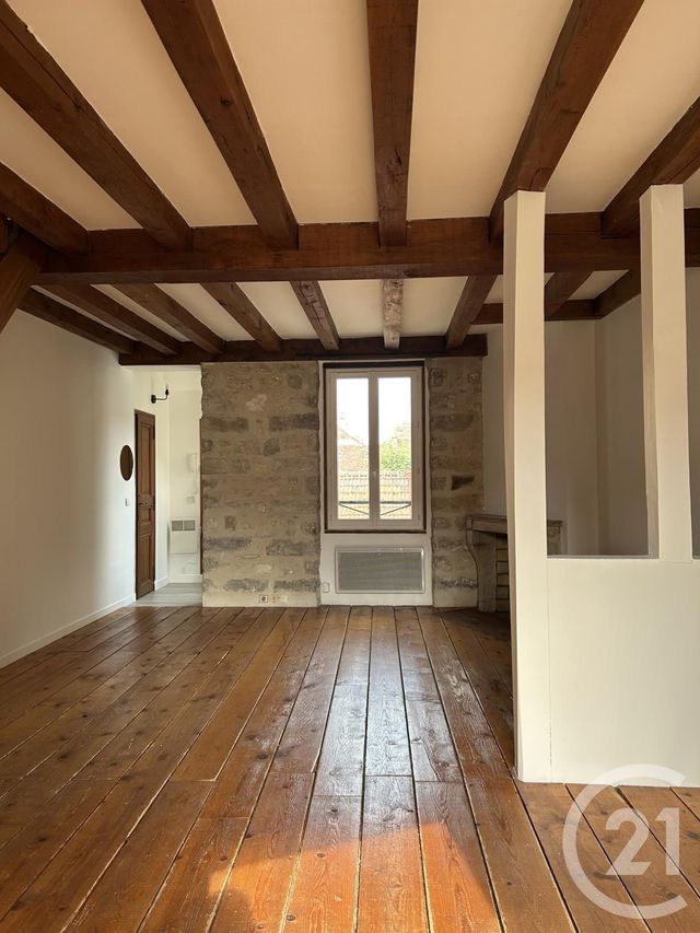 Appartement à louer - 3 pièces - 57.59 m2 - FONTAINEBLEAU - 77 - ILE-DE-FRANCE - Century 21 Agence Babut