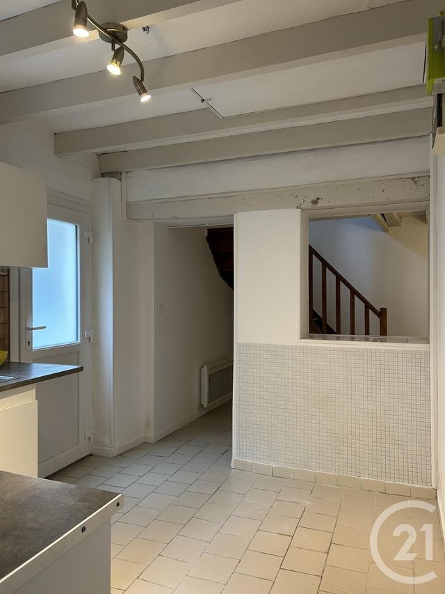 Appartement à louer - 3 pièces - 38.75 m2 - AVON - 77 - ILE-DE-FRANCE - Century 21 Agence Babut