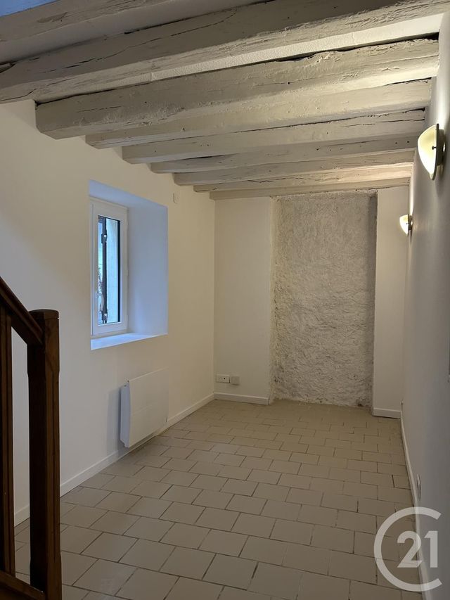 Appartement à louer - 3 pièces - 38.75 m2 - AVON - 77 - ILE-DE-FRANCE - Century 21 Agence Babut