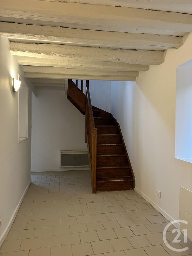 Appartement à louer - 3 pièces - 38.75 m2 - AVON - 77 - ILE-DE-FRANCE - Century 21 Agence Babut