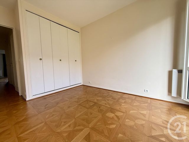 Appartement F4 à vendre - 4 pièces - 80.79 m2 - FONTAINEBLEAU - 77 - ILE-DE-FRANCE - Century 21 Agence Babut