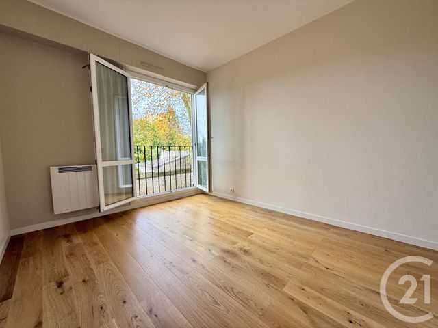 Appartement F4 à vendre - 4 pièces - 80.79 m2 - FONTAINEBLEAU - 77 - ILE-DE-FRANCE - Century 21 Agence Babut
