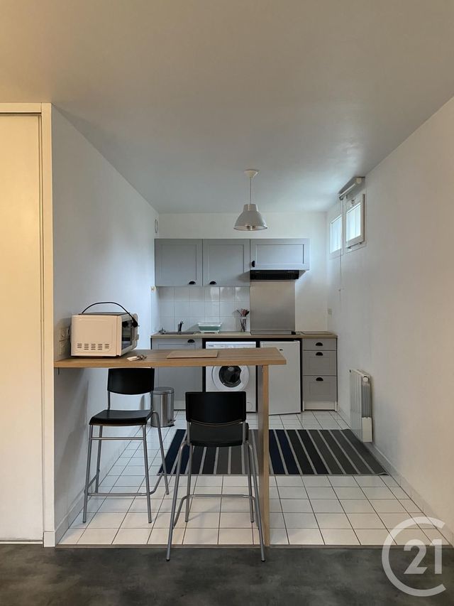 Appartement Studio à louer - 1 pièce - 36.92 m2 - AVON - 77 - ILE-DE-FRANCE - Century 21 Agence Babut