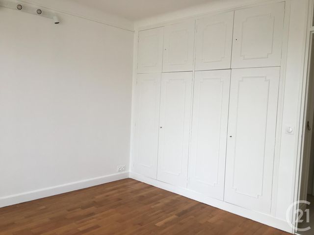 Appartement à louer - 4 pièces - 92.14 m2 - FONTAINEBLEAU - 77 - ILE-DE-FRANCE - Century 21 Agence Babut