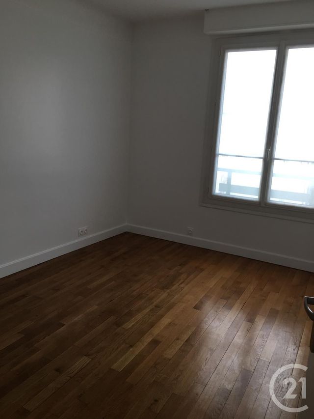 Appartement à louer - 4 pièces - 92.14 m2 - FONTAINEBLEAU - 77 - ILE-DE-FRANCE - Century 21 Agence Babut