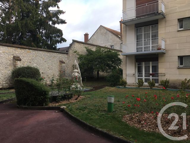 Appartement à louer - 4 pièces - 92.14 m2 - FONTAINEBLEAU - 77 - ILE-DE-FRANCE - Century 21 Agence Babut