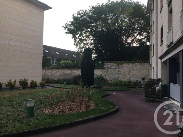 Appartement à louer - 4 pièces - 92.14 m2 - FONTAINEBLEAU - 77 - ILE-DE-FRANCE - Century 21 Agence Babut