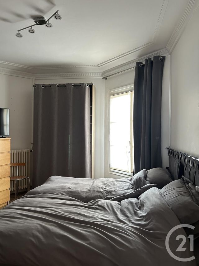 Afficher la photo en grand Appartement F4 à louer - 5 pièces - 97.52 m2 - FONTAINEBLEAU - 77 - ILE-DE-FRANCE - Century 21 Agence Babut