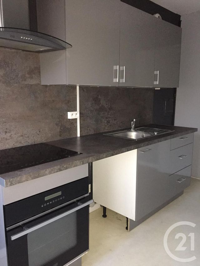 Appartement à louer - 3 pièces - 65.36 m2 - AVON - 77 - ILE-DE-FRANCE - Century 21 Agence Babut