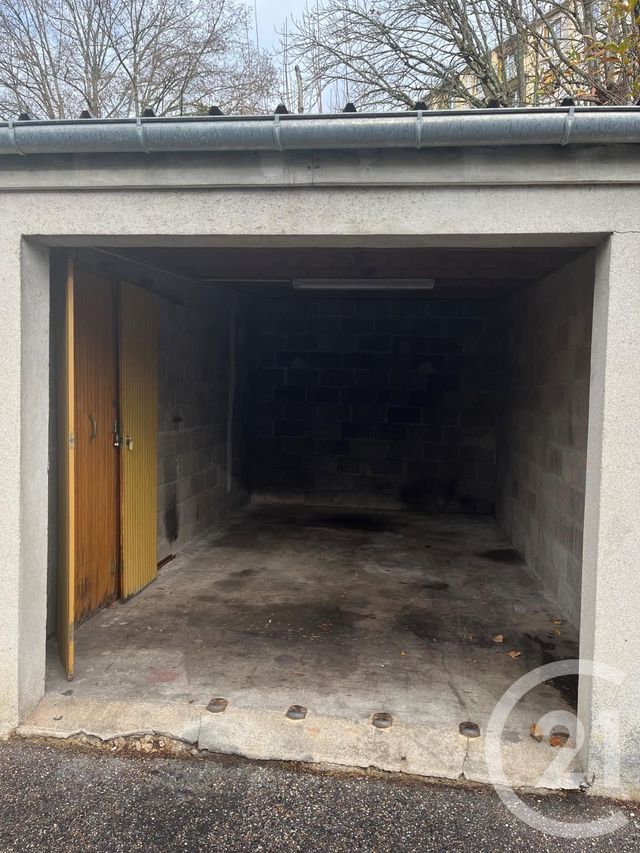 parking à louer - 12.0 m2 - AVON - 77 - ILE-DE-FRANCE - Century 21 Agence Babut