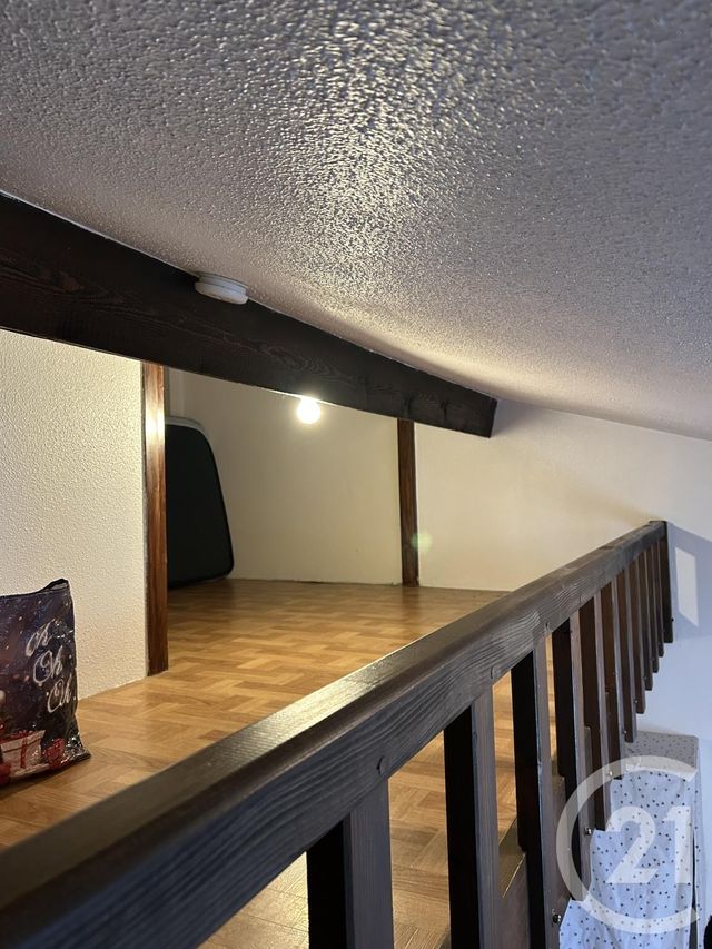 Appartement Studio à louer - 1 pièce - 17.67 m2 - FONTAINEBLEAU - 77 - ILE-DE-FRANCE - Century 21 Agence Babut