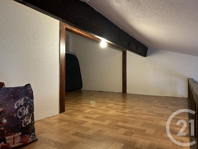 Appartement Studio à louer - 1 pièce - 17.67 m2 - FONTAINEBLEAU - 77 - ILE-DE-FRANCE - Century 21 Agence Babut