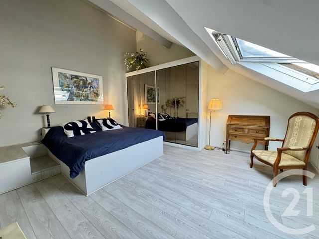 Appartement à vendre - 5 pièces - 106.81 m2 - FONTAINEBLEAU - 77 - ILE-DE-FRANCE - Century 21 Agence Babut