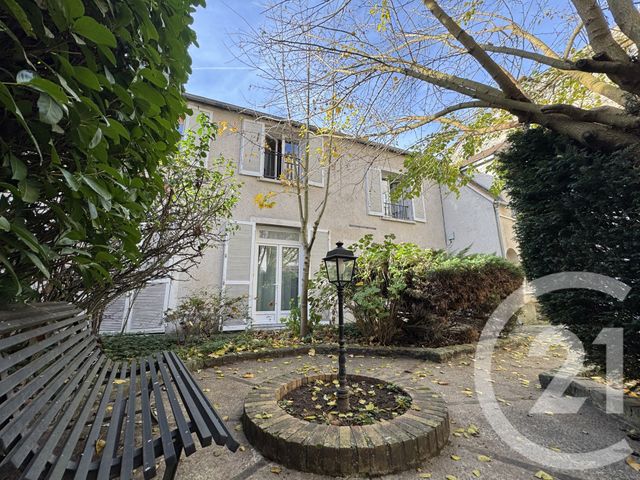Appartement à vendre - 5 pièces - 106.81 m2 - FONTAINEBLEAU - 77 - ILE-DE-FRANCE - Century 21 Agence Babut