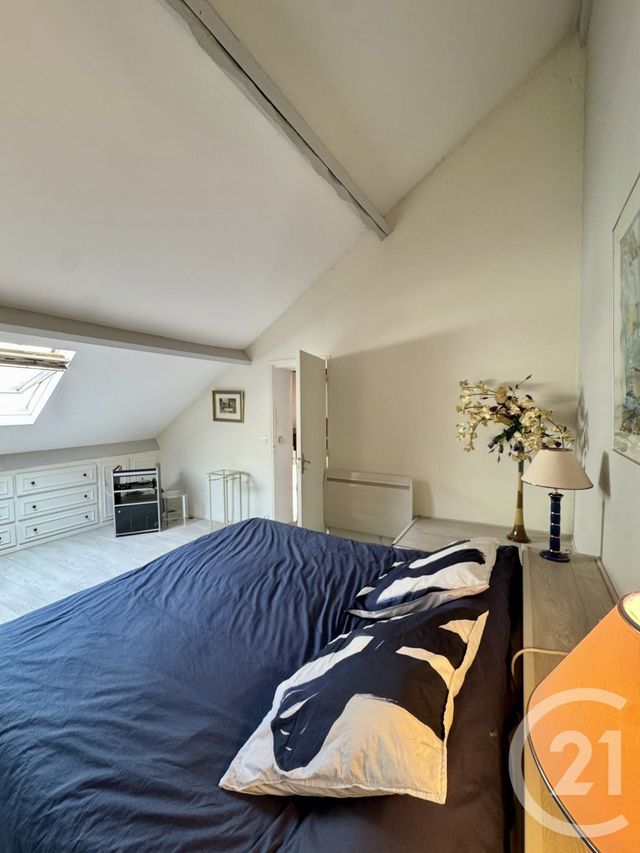 Appartement à vendre - 5 pièces - 106.81 m2 - FONTAINEBLEAU - 77 - ILE-DE-FRANCE - Century 21 Agence Babut