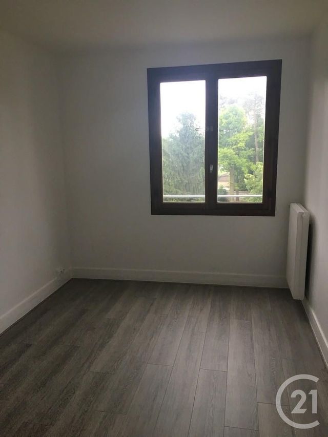 Appartement à louer - 3 pièces - 65.27 m2 - AVON - 77 - ILE-DE-FRANCE - Century 21 Agence Babut