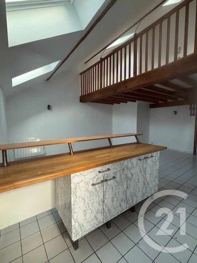 Appartement à louer - 2 pièces - 46.22 m2 - SAMOIS SUR SEINE - 77 - ILE-DE-FRANCE - Century 21 Agence Babut