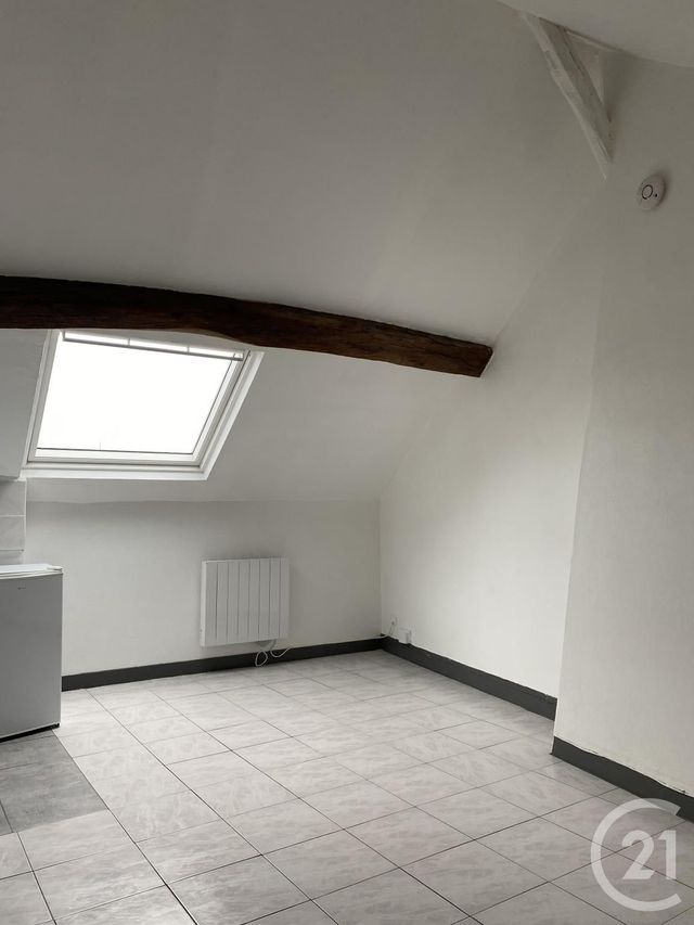 Appartement T1 à louer - 1 pièce - 16.55 m2 - AVON - 77 - ILE-DE-FRANCE - Century 21 Agence Babut