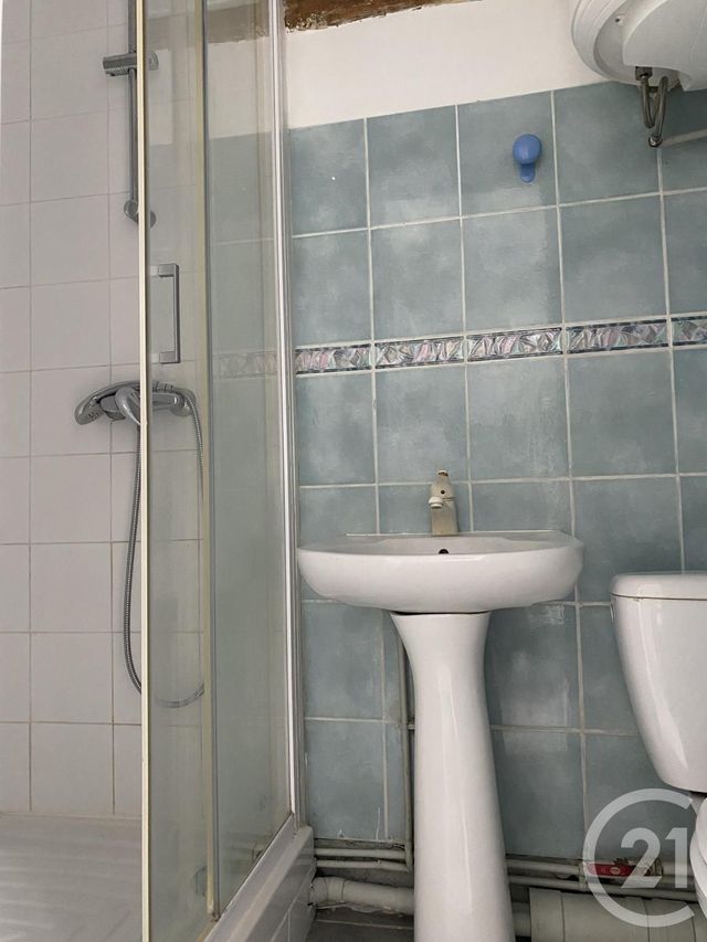 Appartement T1 à louer - 1 pièce - 16.55 m2 - AVON - 77 - ILE-DE-FRANCE - Century 21 Agence Babut