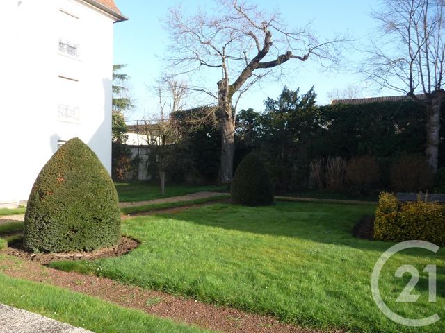 Appartement à vendre - 2 pièces - 34.58 m2 - FONTAINEBLEAU - 77 - ILE-DE-FRANCE - Century 21 Agence Babut