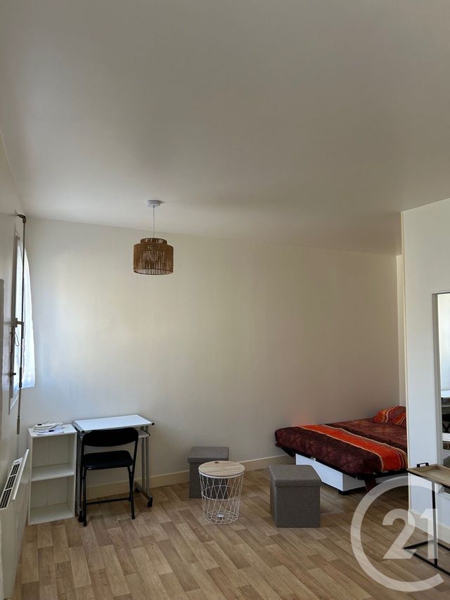 Appartement Studio à louer - 1 pièce - 24.97 m2 - AVON - 77 - ILE-DE-FRANCE - Century 21 Agence Babut