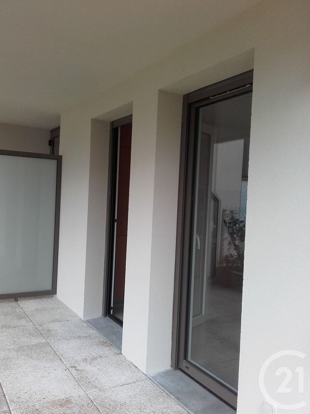 Appartement Studio à louer - 1 pièce - 29.67 m2 - FONTAINEBLEAU - 77 - ILE-DE-FRANCE - Century 21 Agence Babut