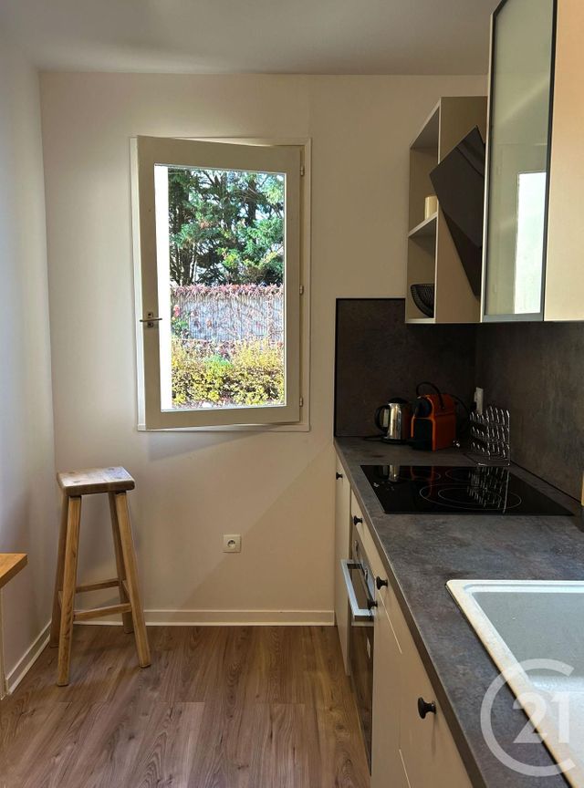 Appartement à louer - 2 pièces - 45.13 m2 - AVON - 77 - ILE-DE-FRANCE - Century 21 Agence Babut