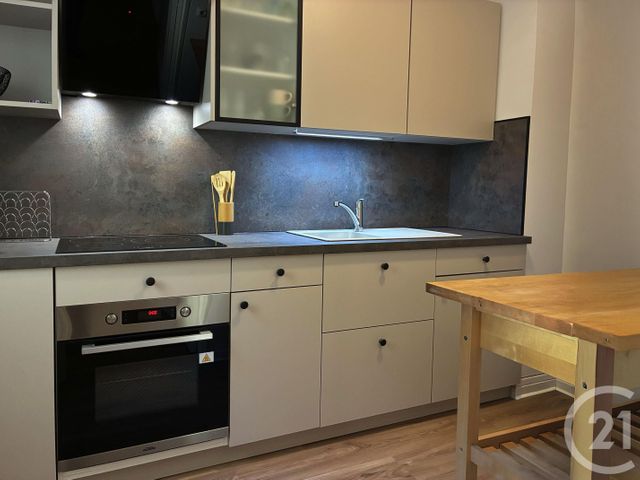 Appartement à louer - 2 pièces - 45.13 m2 - AVON - 77 - ILE-DE-FRANCE - Century 21 Agence Babut