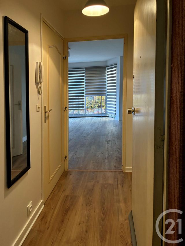 Appartement à louer - 2 pièces - 45.13 m2 - AVON - 77 - ILE-DE-FRANCE - Century 21 Agence Babut