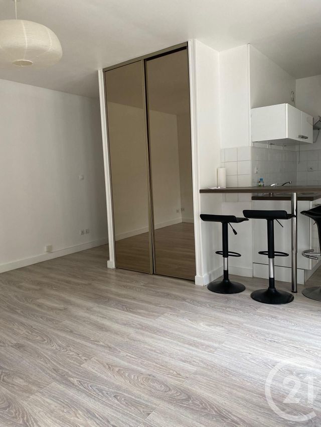 Appartement Studio à louer AVON