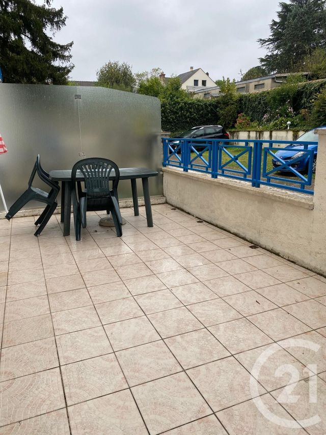 Appartement Studio à louer - 1 pièce - 26.0 m2 - AVON - 77 - ILE-DE-FRANCE - Century 21 Agence Babut