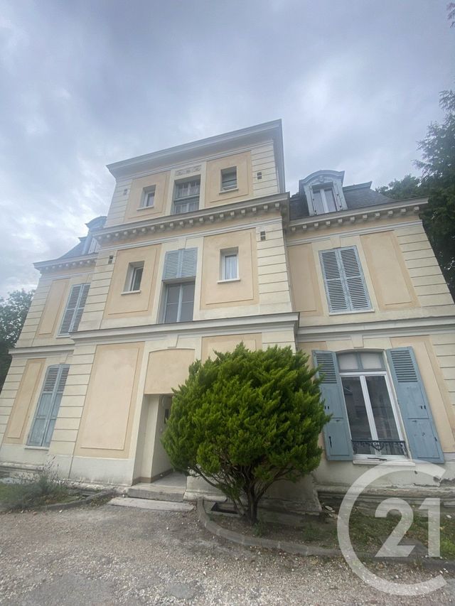 Appartement Studio à louer - 1 pièce - 28.1 m2 - MELUN - 77 - ILE-DE-FRANCE - Century 21 Agence Babut