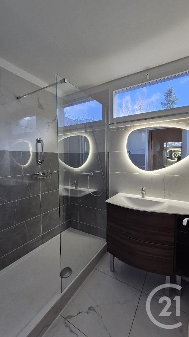 Appartement T4 à louer - 4 pièces - 105.52 m2 - AVON - 77 - ILE-DE-FRANCE - Century 21 Agence Babut