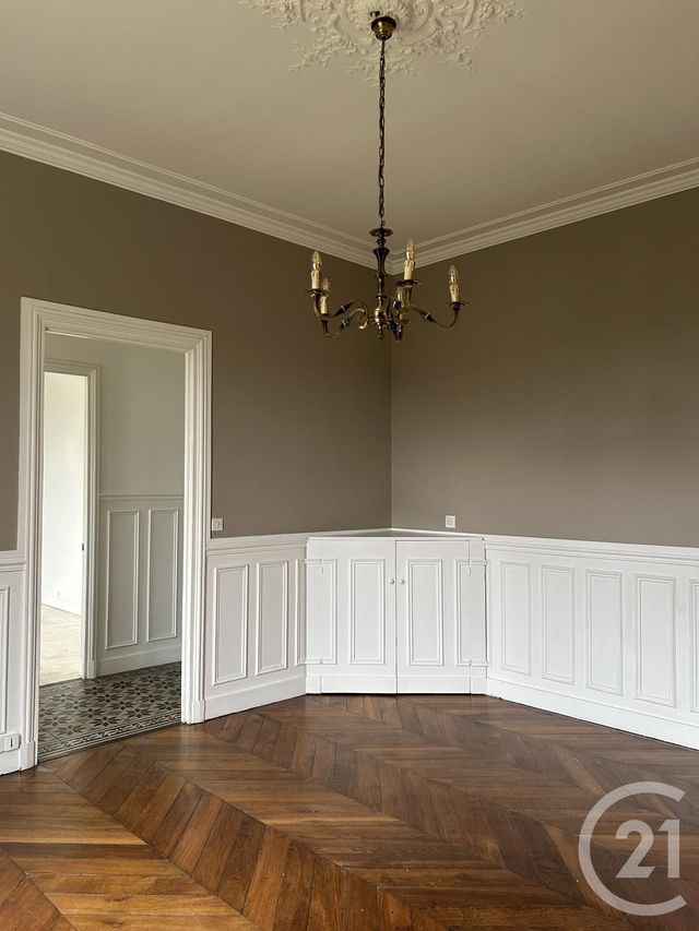 maison à louer - 7 pièces - 169.01 m2 - AVON - 77 - ILE-DE-FRANCE - Century 21 Agence Babut