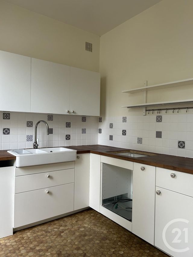 maison à louer - 7 pièces - 169.01 m2 - AVON - 77 - ILE-DE-FRANCE - Century 21 Agence Babut