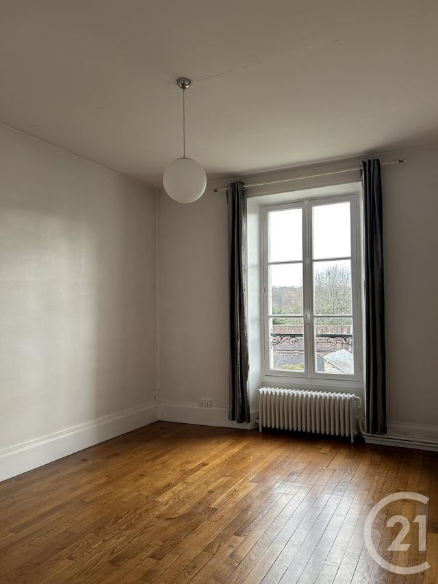 maison à louer - 7 pièces - 169.01 m2 - AVON - 77 - ILE-DE-FRANCE - Century 21 Agence Babut