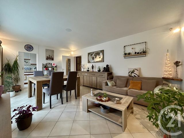 Appartement à vendre - 3 pièces - 68.01 m2 - AVON - 77 - ILE-DE-FRANCE - Century 21 Agence Babut