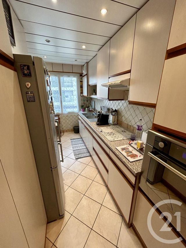 Appartement à vendre - 3 pièces - 68.01 m2 - AVON - 77 - ILE-DE-FRANCE - Century 21 Agence Babut