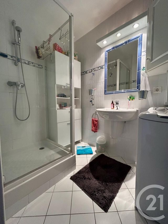 Appartement à vendre - 3 pièces - 68.01 m2 - AVON - 77 - ILE-DE-FRANCE - Century 21 Agence Babut