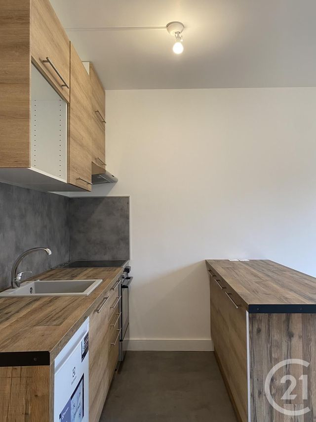 Appartement Studio à louer - 1 pièce - 22.44 m2 - AVON - 77 - ILE-DE-FRANCE - Century 21 Agence Babut