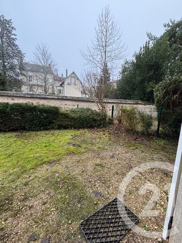 Appartement à louer - 2 pièces - 38.66 m2 - FONTAINEBLEAU - 77 - ILE-DE-FRANCE - Century 21 Agence Babut