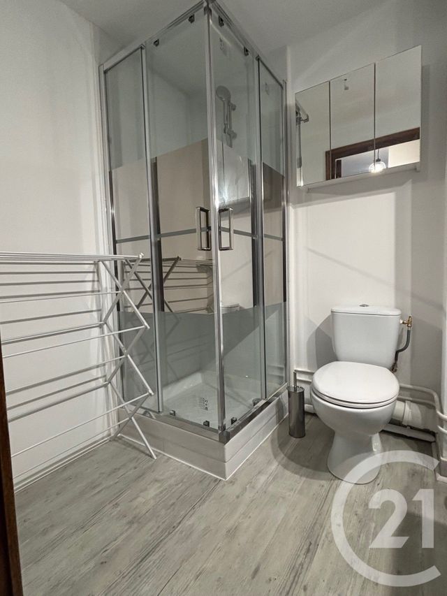 Appartement à louer - 2 pièces - 38.66 m2 - FONTAINEBLEAU - 77 - ILE-DE-FRANCE - Century 21 Agence Babut