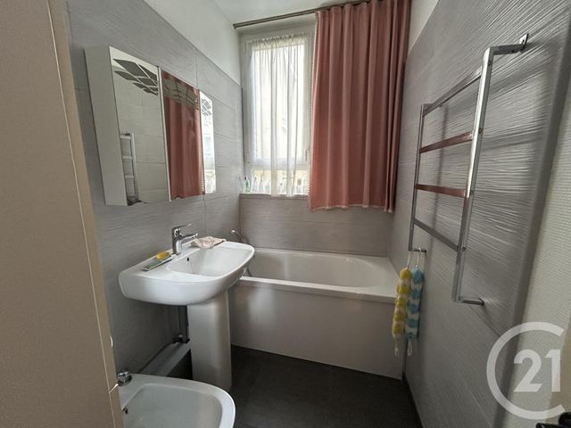 Appartement à vendre - 5 pièces - 87.65 m2 - AVON - 77 - ILE-DE-FRANCE - Century 21 Agence Babut