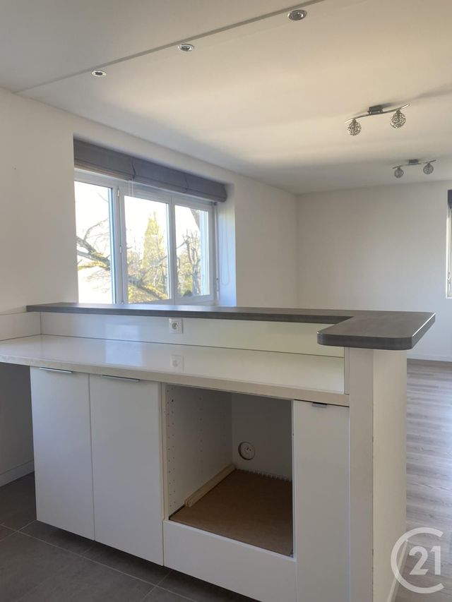 Appartement à louer - 3 pièces - 63.86 m2 - AVON - 77 - ILE-DE-FRANCE - Century 21 Agence Babut