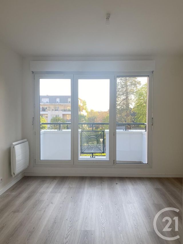 Appartement à louer - 3 pièces - 63.86 m2 - AVON - 77 - ILE-DE-FRANCE - Century 21 Agence Babut